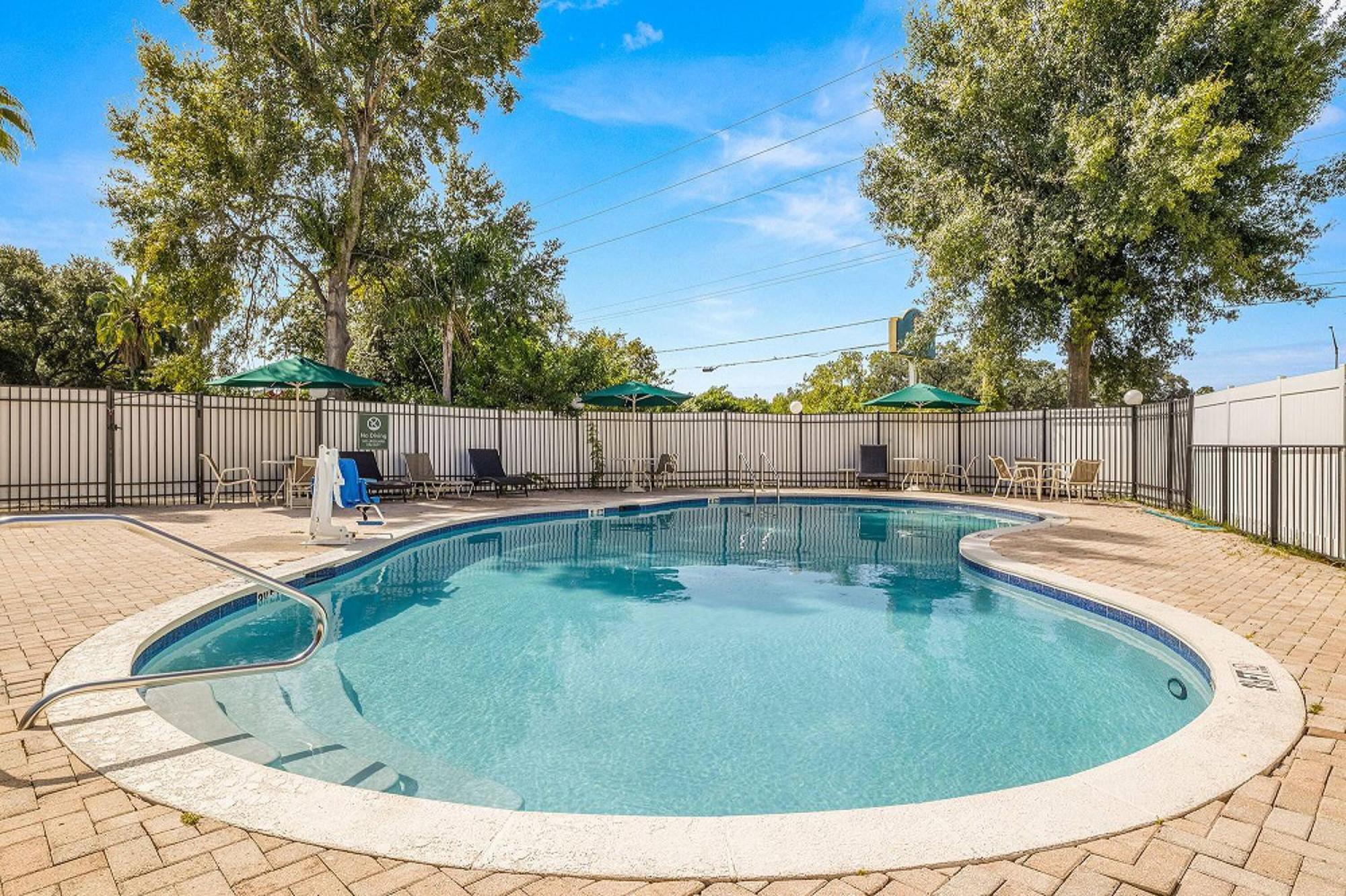 Hotel La Quinta By Wyndham Tampa Brandon West Heartland Esterno foto