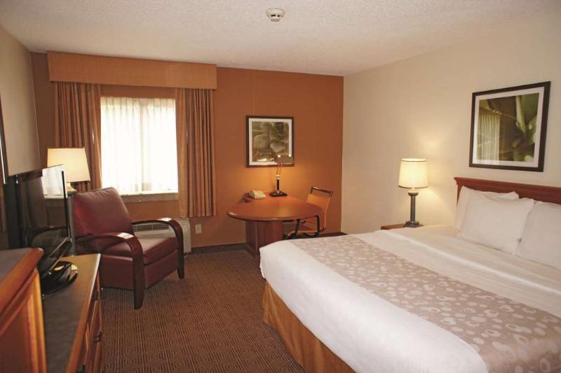 Hotel La Quinta By Wyndham Tampa Brandon West Heartland Esterno foto
